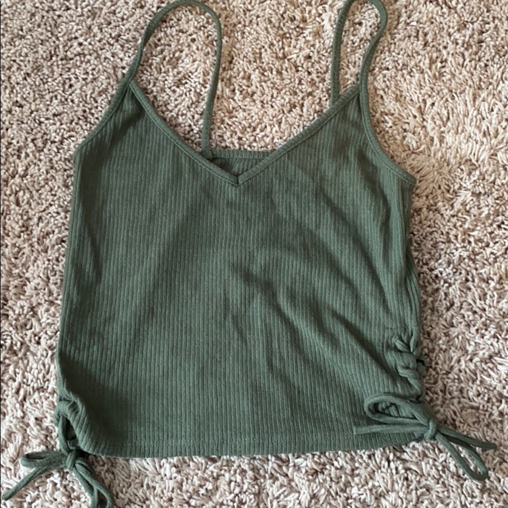 tank top crop